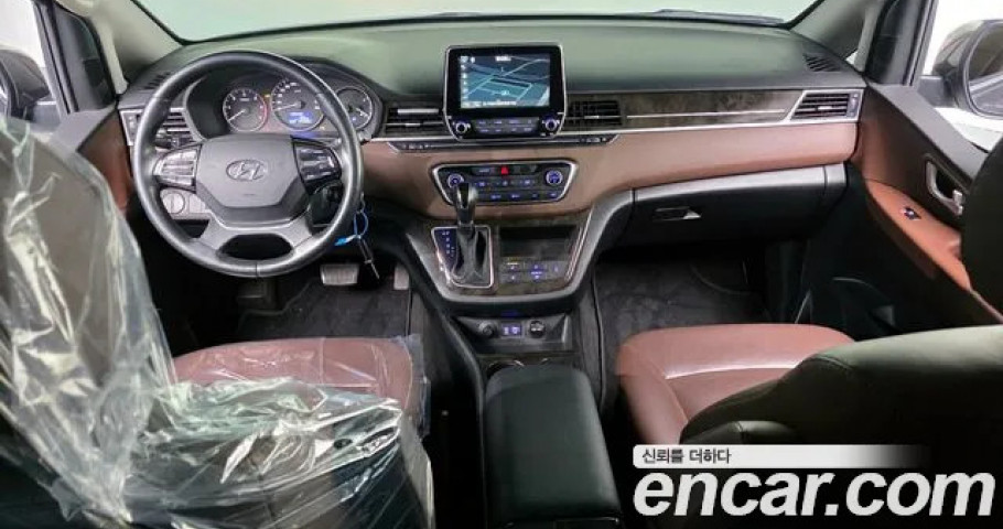 Hyundai Starex 