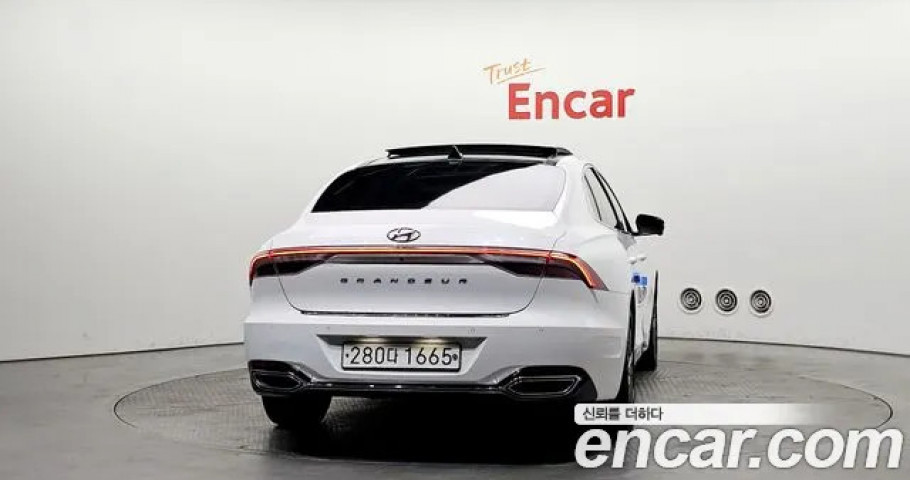 Hyundai Grandeur 