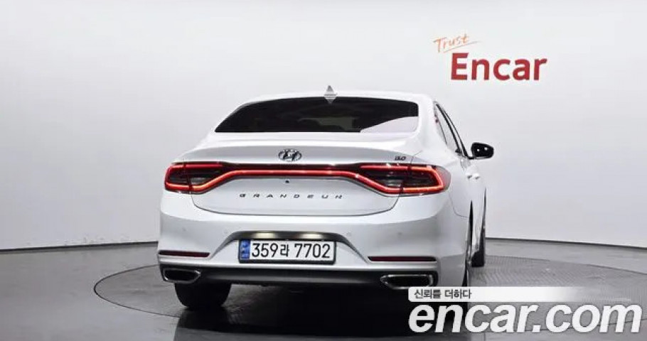 Hyundai Grandeur 
