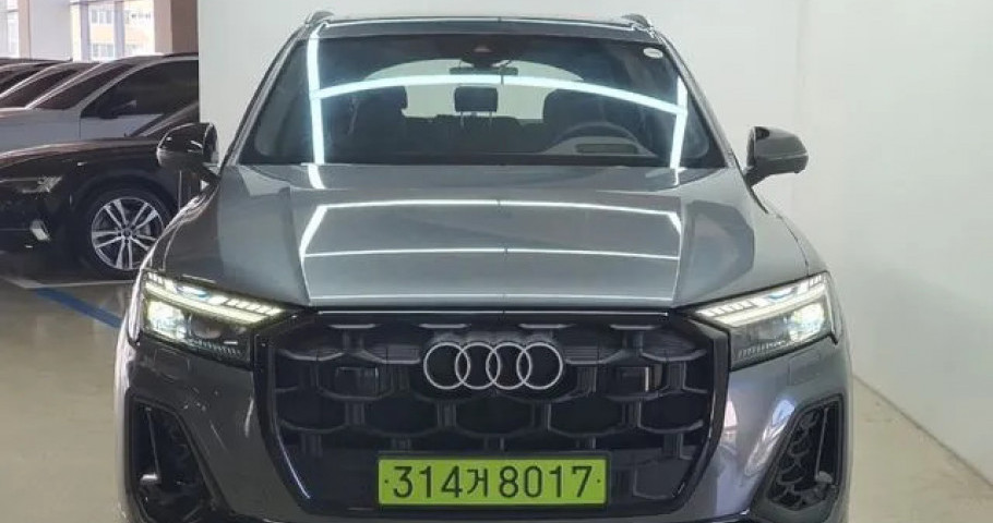 Audi Q7 