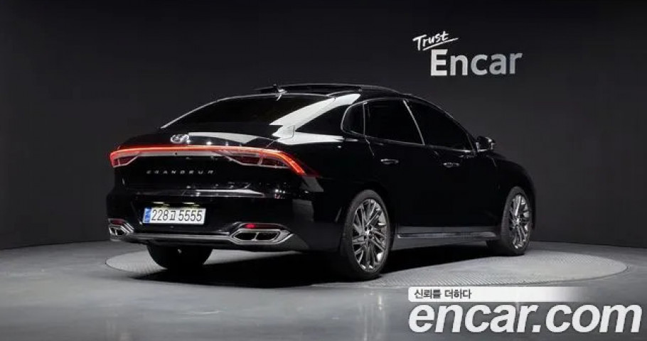 Hyundai Grandeur 