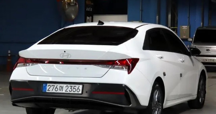 Hyundai Avante (Elantra) 