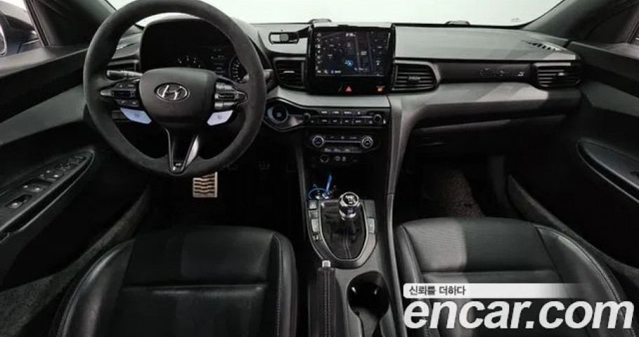 Hyundai Veloster 