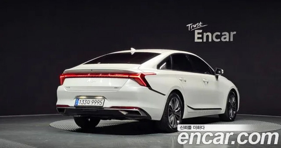 Kia K8 