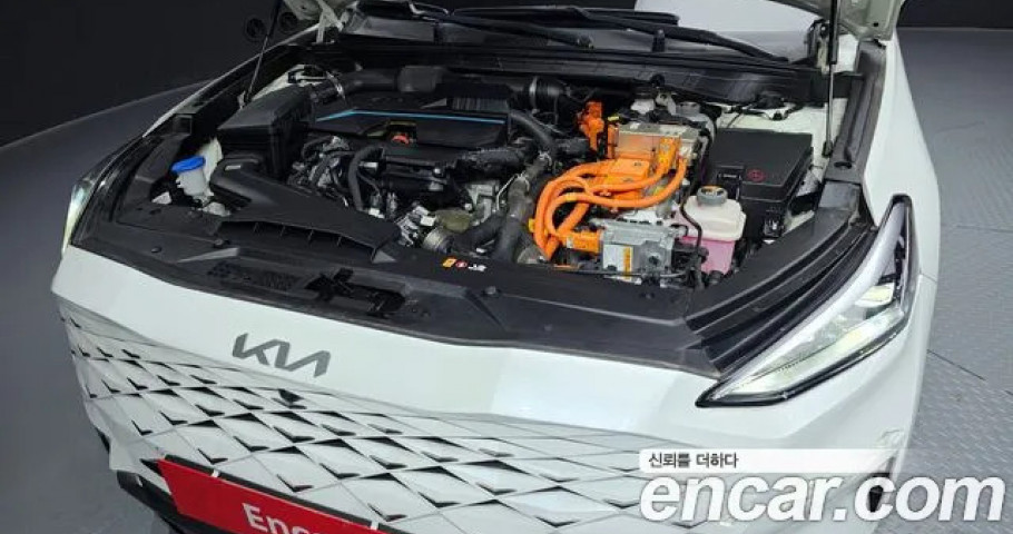 Kia K8 