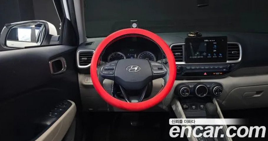 Hyundai Venue 