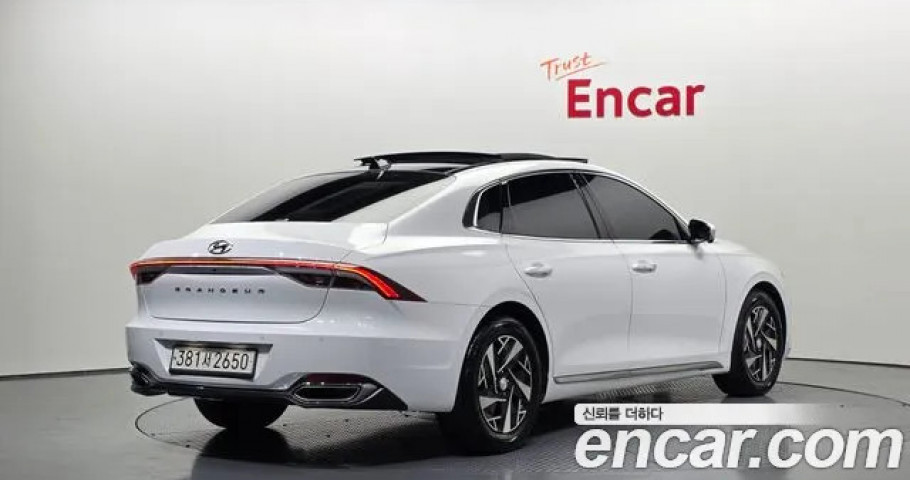 Hyundai Grandeur 