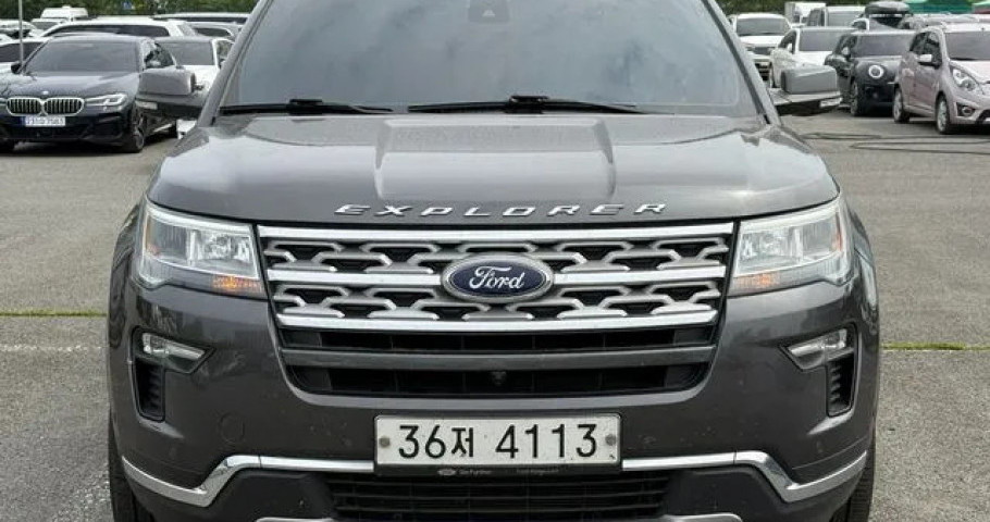 Ford Explorer 