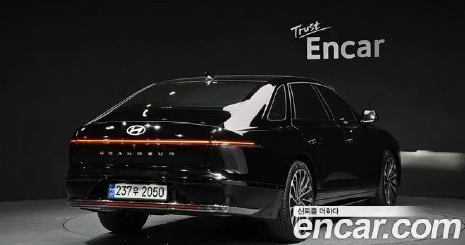 Hyundai Grandeur 