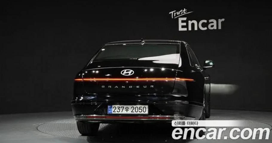 Hyundai Grandeur 