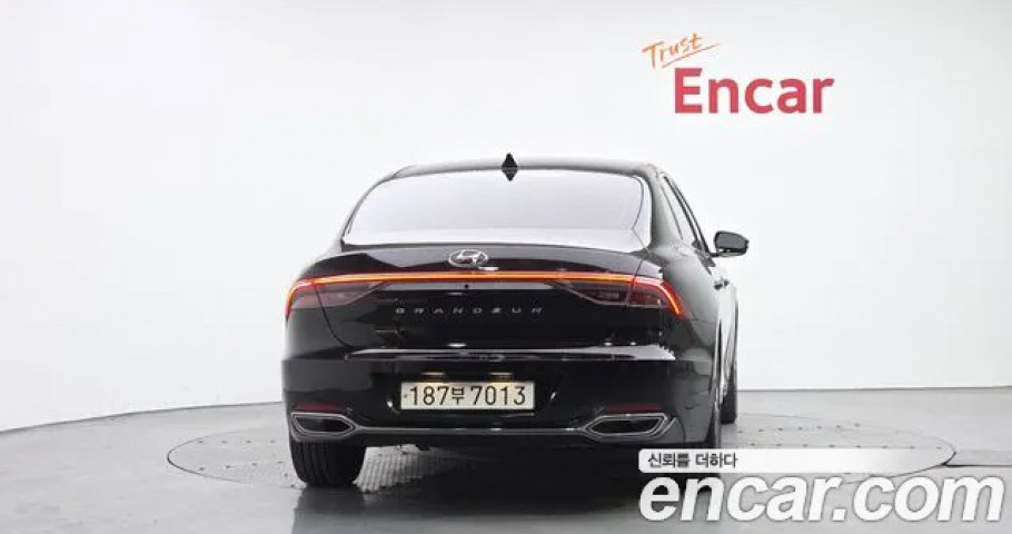 Hyundai Grandeur 