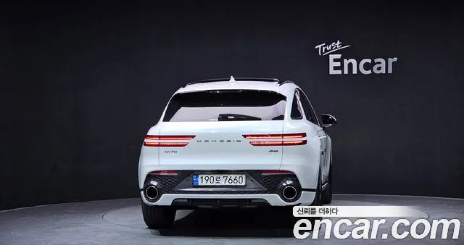 Genesis Gv70 