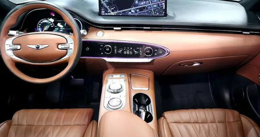 Genesis Gv70 