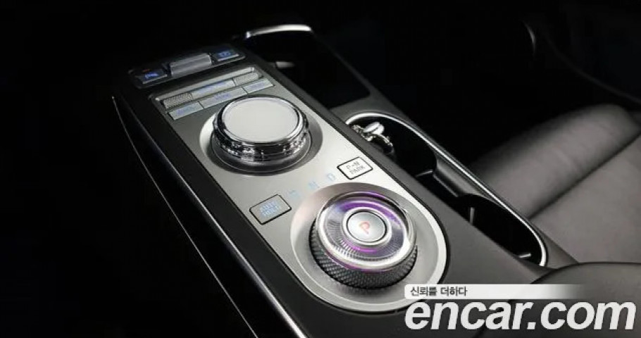 Genesis Gv70 