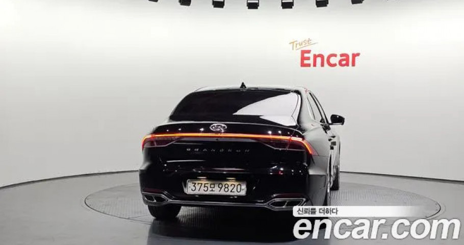 Hyundai Grandeur 