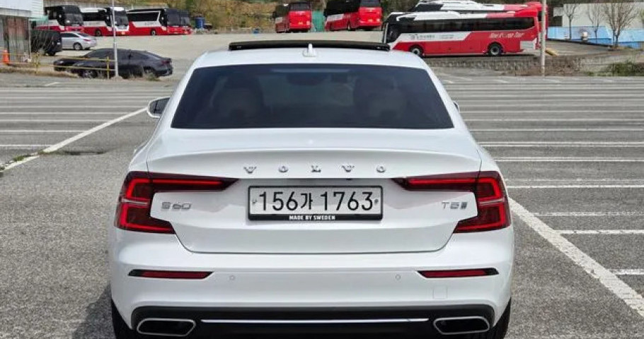 Volvo S60 