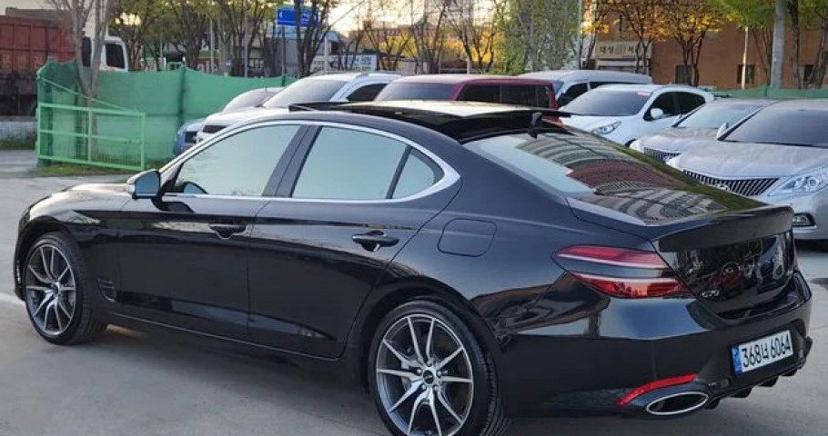 Genesis G70 