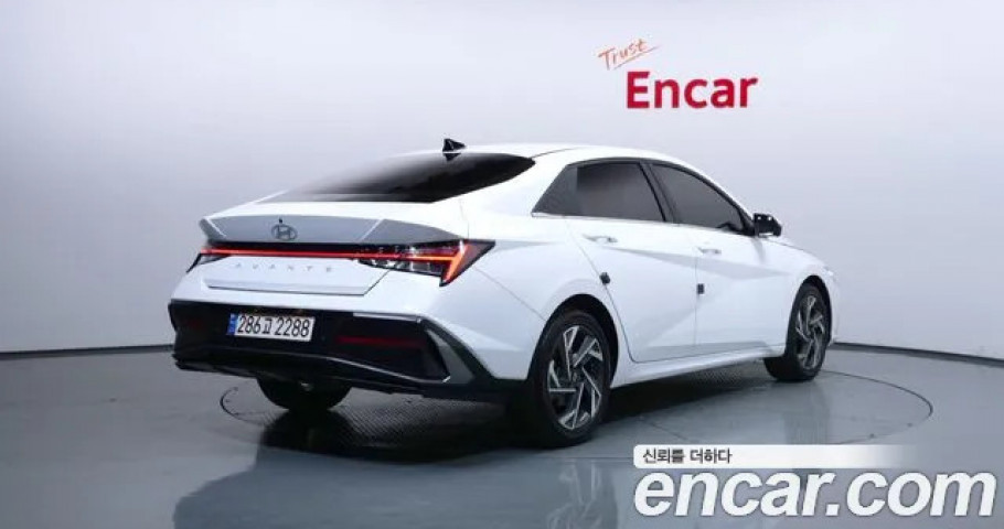 Hyundai Avante (Elantra) 