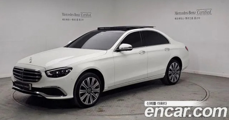 Mercedes-Benz E-Class 