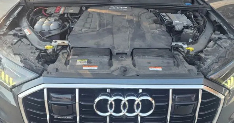 Audi Q7 