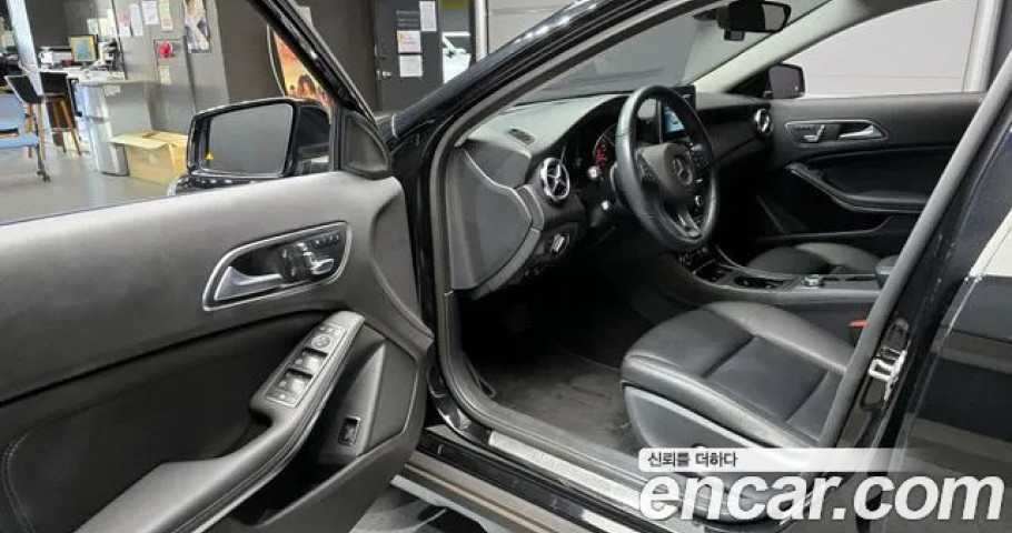 Mercedes-Benz Gla-Class 