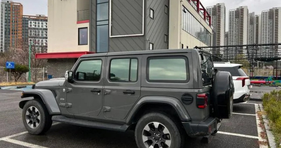 Jeep Wrangler 