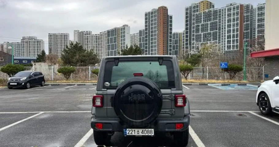 Jeep Wrangler 