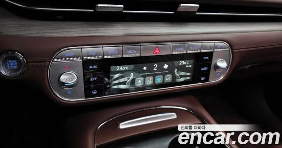 Genesis G90 