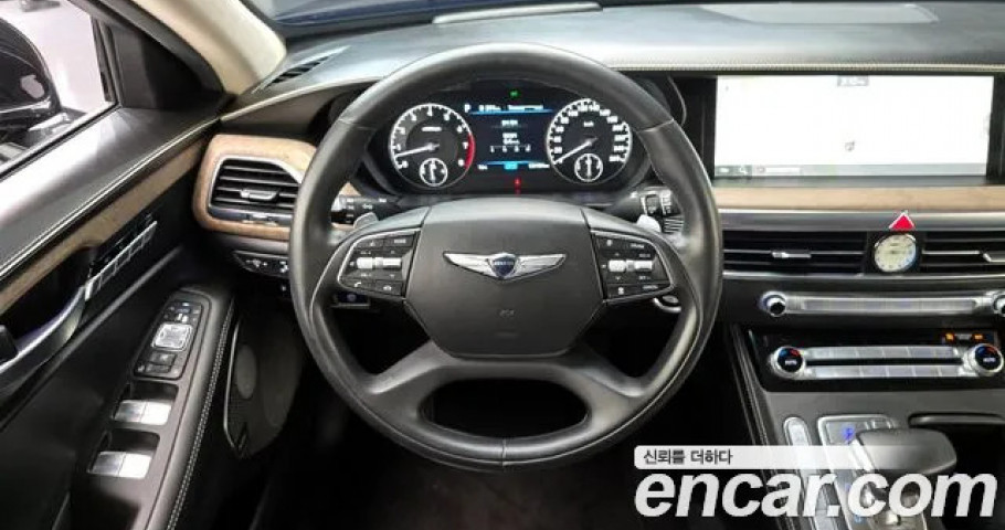 Genesis G90 