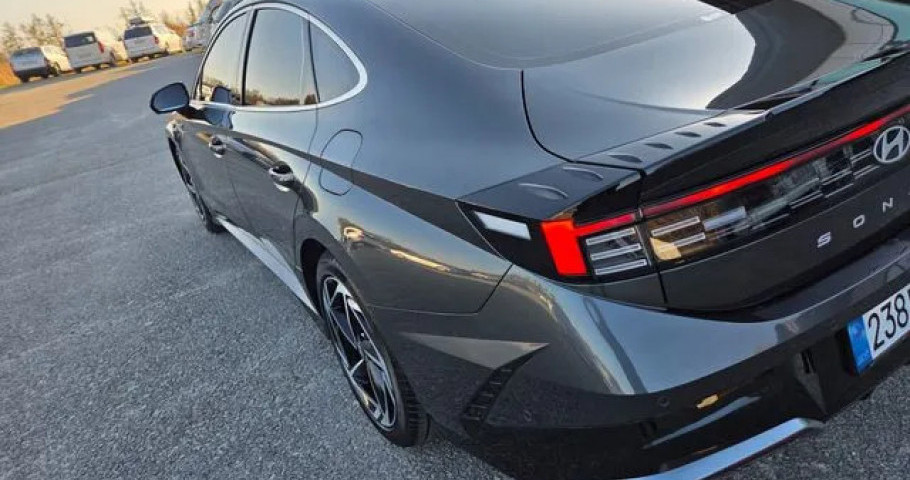 Hyundai Sonata 