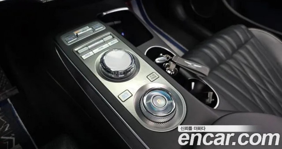 Genesis Gv70 