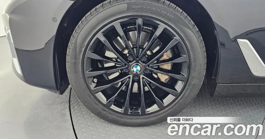 Bmw 5-Series 