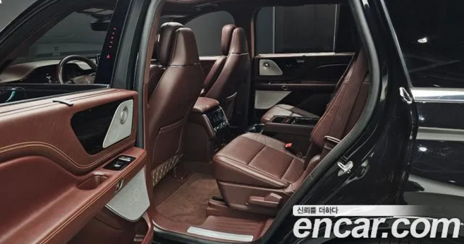 Lincoln Aviator 