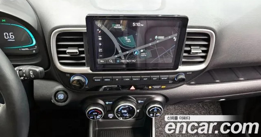 Hyundai Venue 