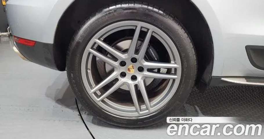 Porsche Macan 