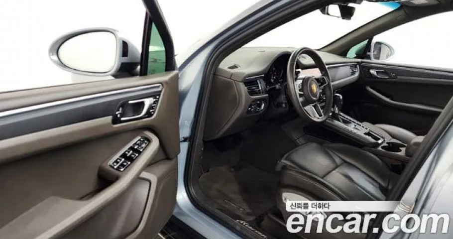 Porsche Macan 