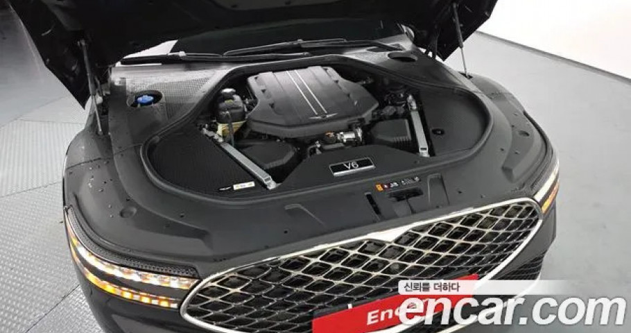 Genesis G90 