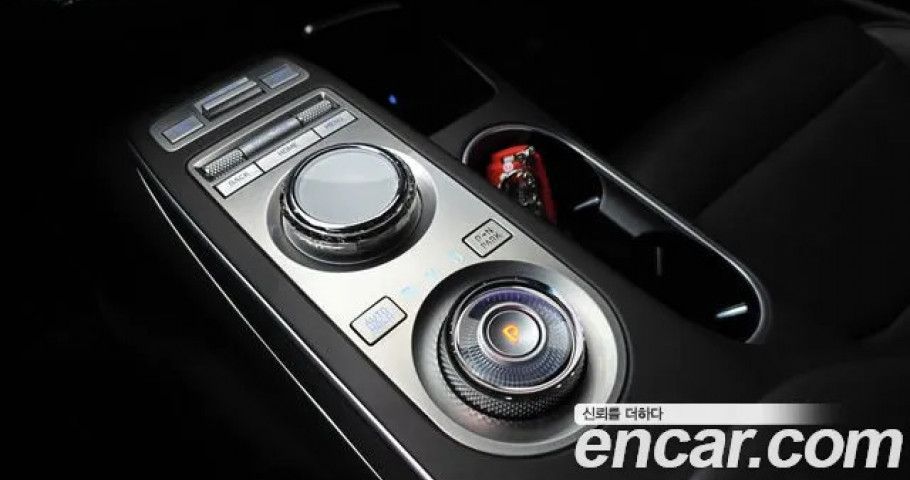 Genesis Gv70 
