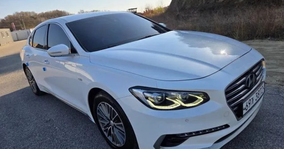 Hyundai Grandeur 