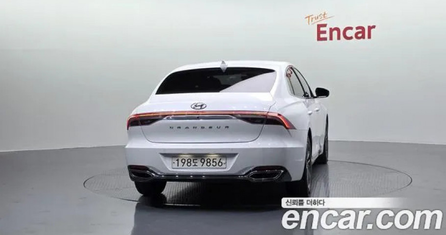 Hyundai Grandeur 