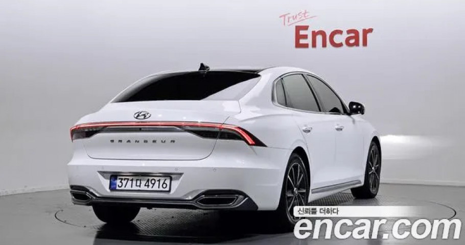 Hyundai Grandeur 