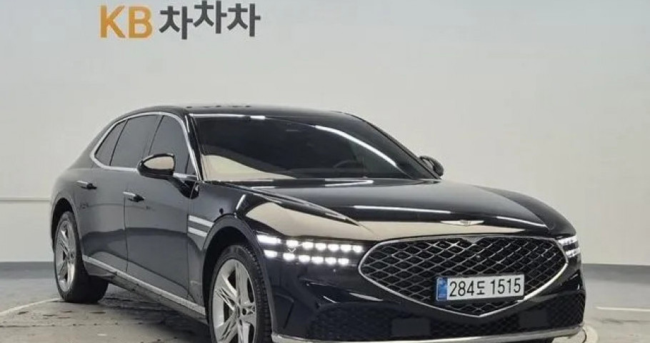 Genesis G90 