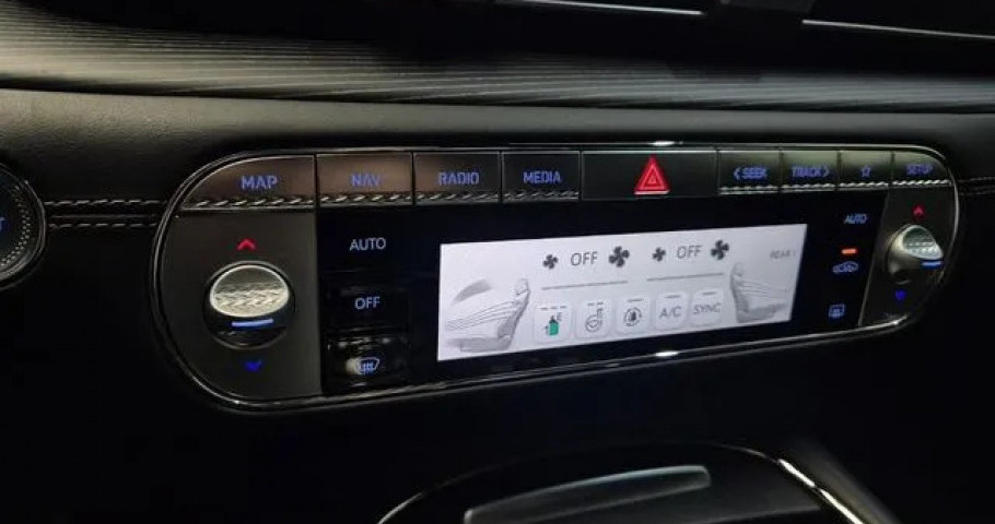 Genesis G90 