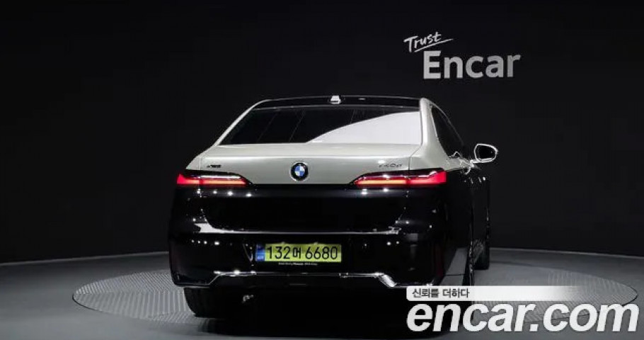 Bmw 7-Series 