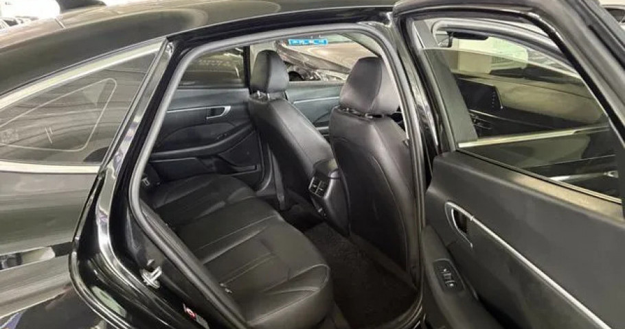 Hyundai Sonata 