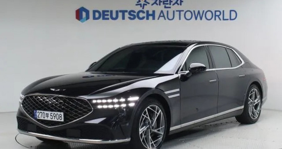Genesis G90 