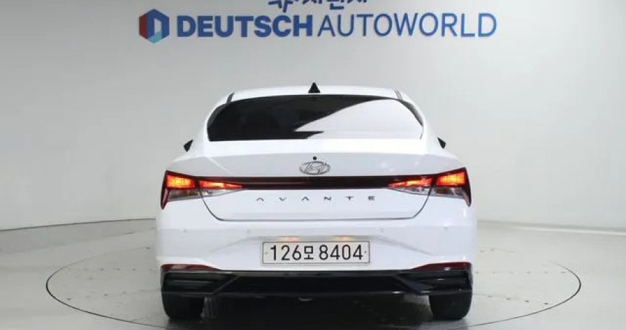 Hyundai Avante (Elantra) 