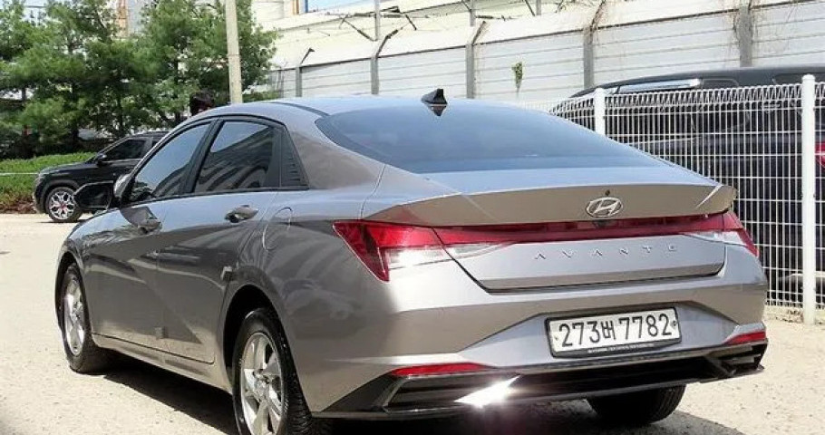 Hyundai Avante (Elantra) 