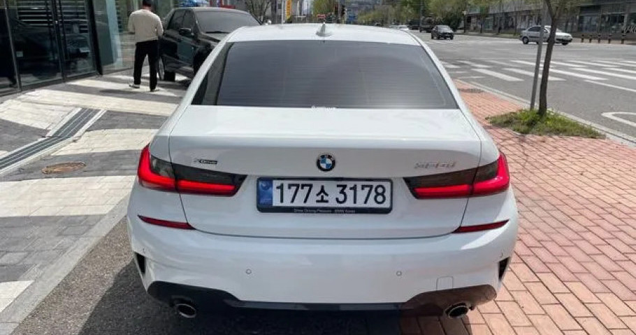 Bmw 3-Series 