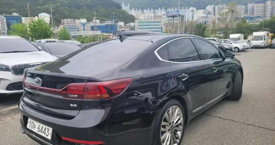 Kia K7 